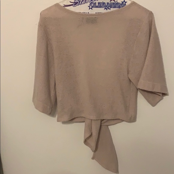 Urban outfitters wrap around top - Picture 2 of 2